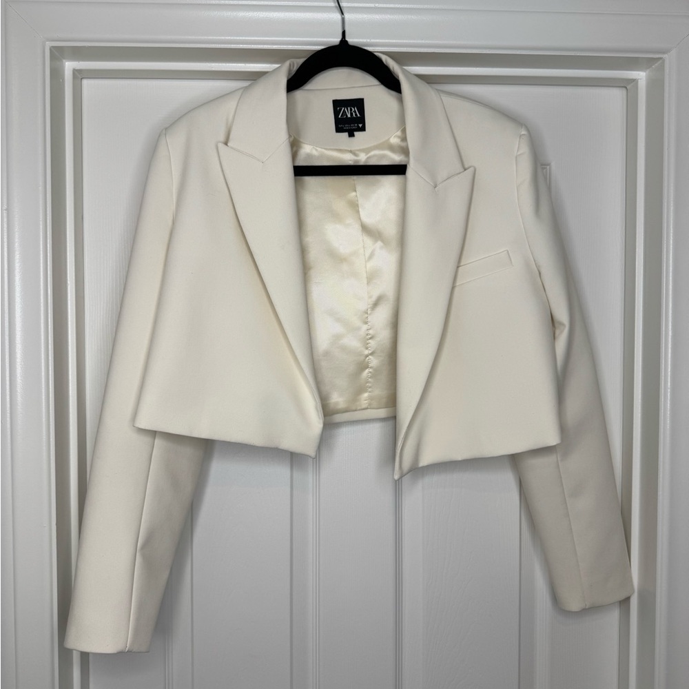 Zara Women's Elegant Cream Suit Jacket - Picture 2 of 3